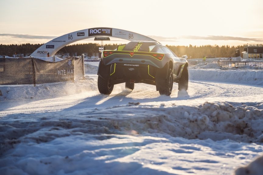 Arctic race terrain