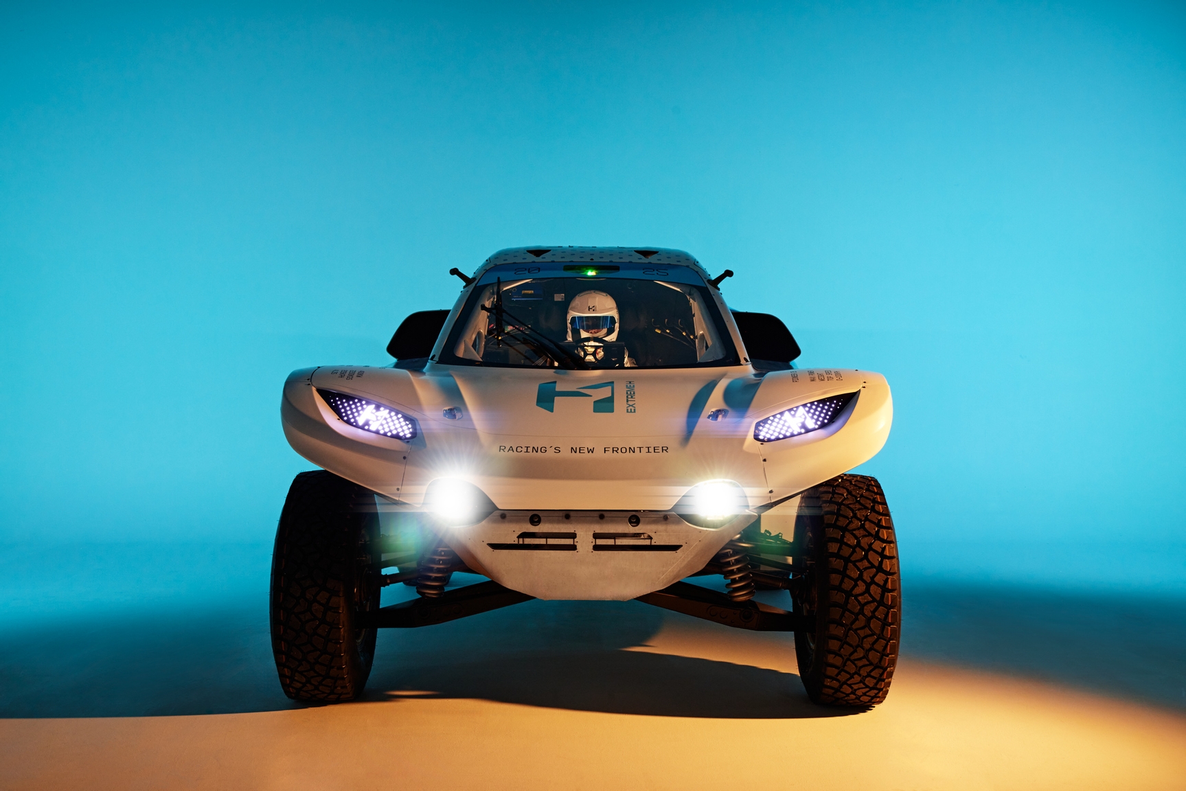 Pioneer 25 hydrogen race car front view